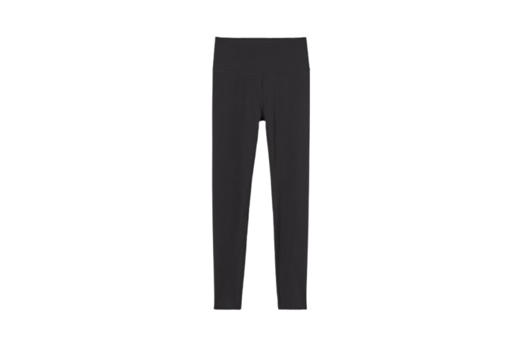 loungewear-style-helanke-koje-ce-zameniti-vase-farmerke