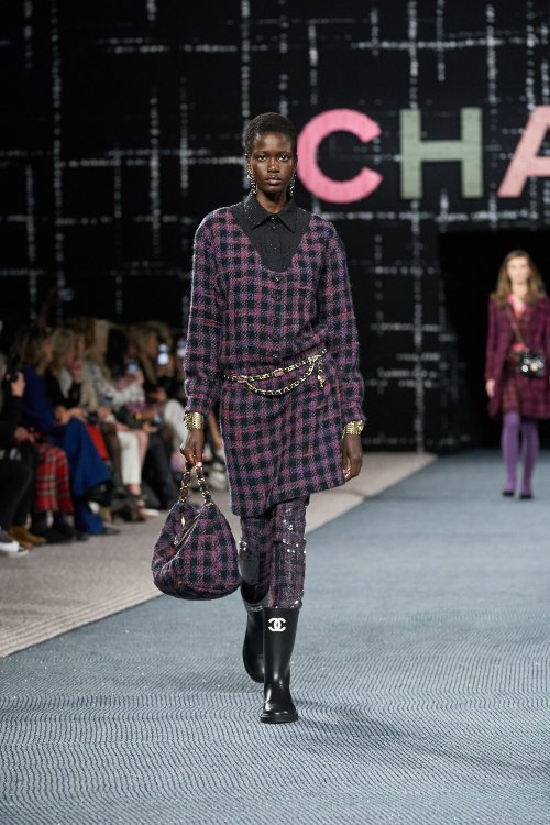 chanel-fw-22-kolekcija-omaz-kultnom-tvidu