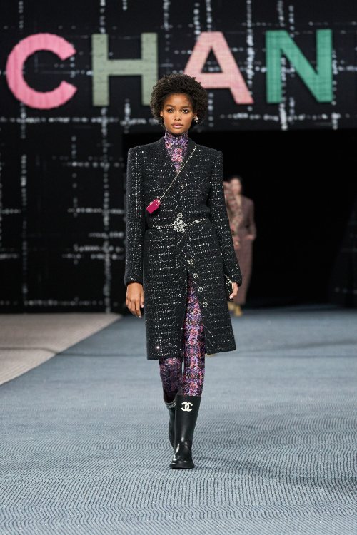 chanel-fw-22-kolekcija-omaz-kultnom-tvidu