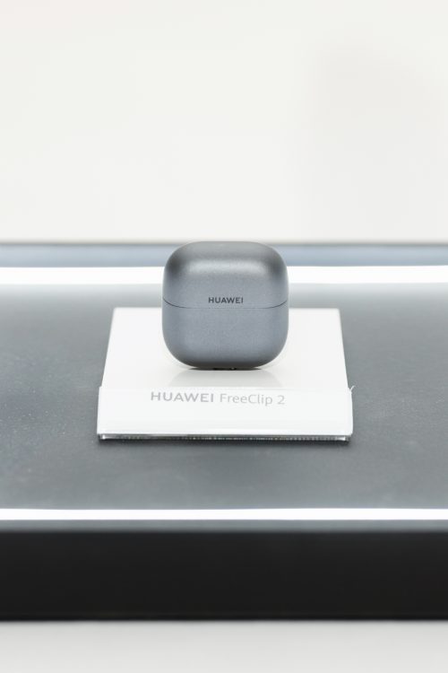 inovativni-susret-mode-i-tehnologije-huawei-freeclip-2-premijerno-predstavljene-u-beogradu-4