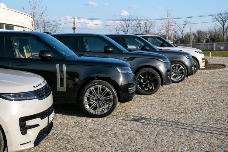 range-rover-ekata-estate-sumadija-range-rover-sport-sv-luksuzni-suv-dogadjaj-srbija-20