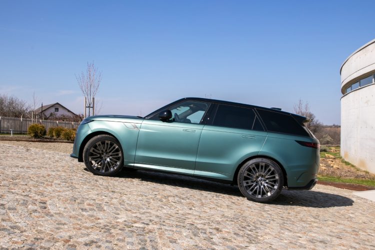 range-rover-ekata-estate-sumadija-range-rover-sport-sv-luksuzni-suv-dogadjaj-srbija-16