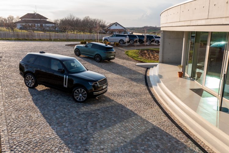 range-rover-ekata-estate-sumadija-range-rover-sport-sv-luksuzni-suv-dogadjaj-srbija-4