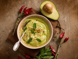 Ukusno i zdravo: humus od avokada