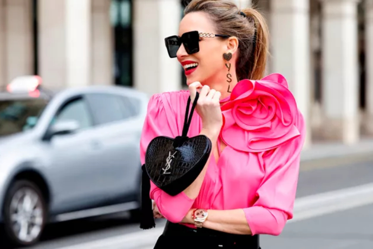 Hot Pink: Komadi u ružičastoj boji koji treba da zauzmu mesto u vašoj prolećnoj garderobi