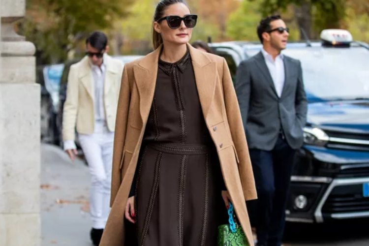12 novih stilskih načina da nosite svoj stari kaput u kamel boji