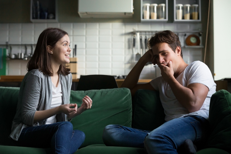 Kako da popravite odnos sa suprugom koji vas ne sluša dok pričate?