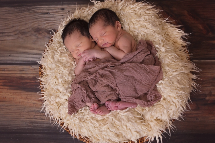 Najveće razlike koje vas očekuju kada dobijete blizance u odnosu na jednu bebu