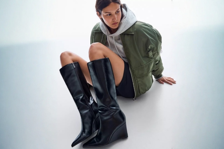 Wedge čizme: povratak najudobnijeg i najšik trenda jeseni