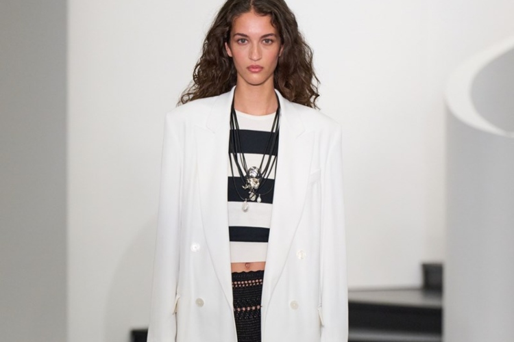 Stigao je mart – trend koji će zameniti cvetni print ovog proleća