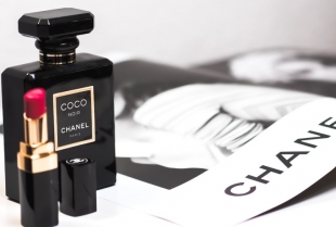 Tajne Koko Šanel koje će vam pomoći da vam parfem traje satima