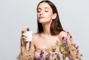 5 najlepših parfema sa notama lavande za uklanjanje stresa tokom dana