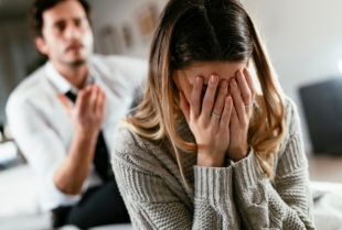 Šta možete da uradite kada vaš suprug “pritiska vaše okidače”?