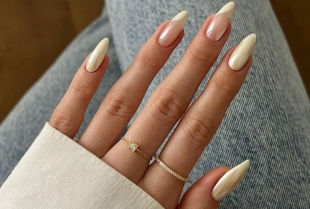 Vanilla Chrome Nails: Najnoviji trendi manikir na Tik Tok-u