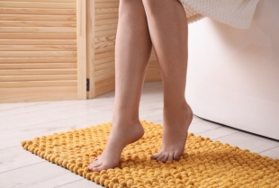 9 jeftinih domaćih recepata za otečene noge