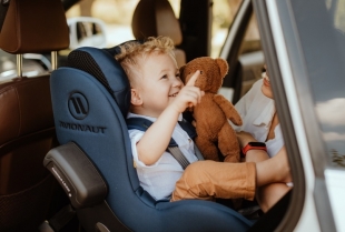 Vodič za izbor dečijih auto-sedišta (po uzrastu)  - kako odabrati sedište za najvažnijeg putnika