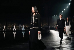 5 elemenata koji su definisali spektakularnu Chanel modnu reviju u Kini