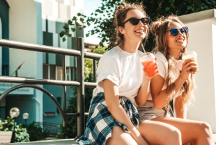 „Ne ideš na more? Nema veze!“ – 5 načina da vikend u gradu bude pravo letnje osveženje