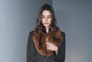 Zara blejzer koji će obožavati dame preko 50 – retro, elegantan i savršen za kancelariju