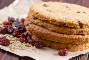 Ovseni keks sa brusnicama