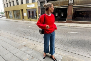 Toplije od kapućina, šik kao Pariz – crveni džemper je must-have jesenje sezone